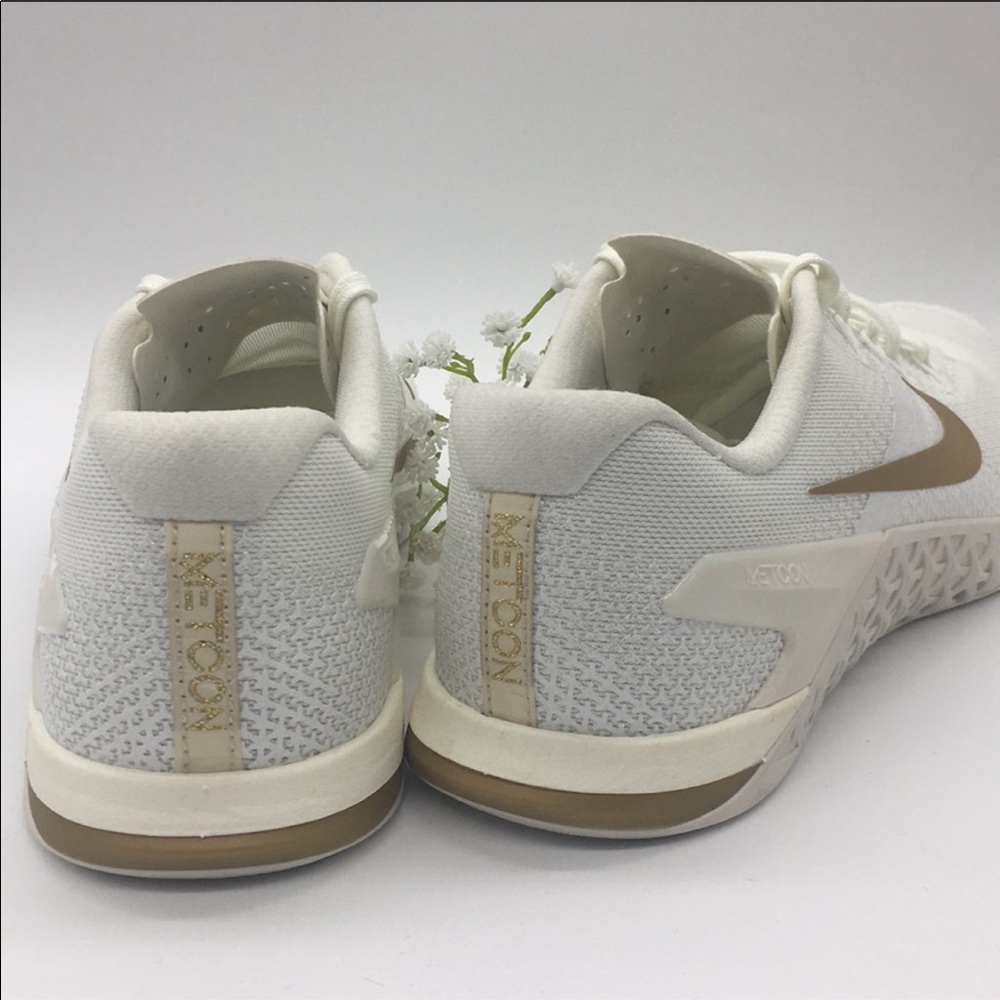 NIKE WMNS METCON 4 CHMP sail/metallic gold - Picture 5 of 8